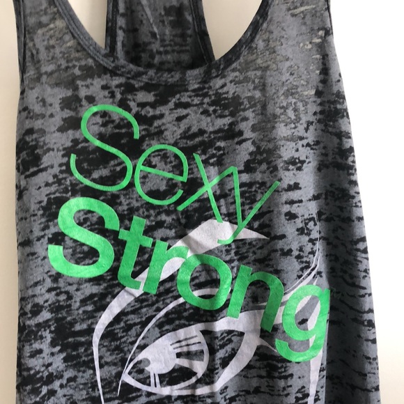 Workout Tank - Picture 2 of 5